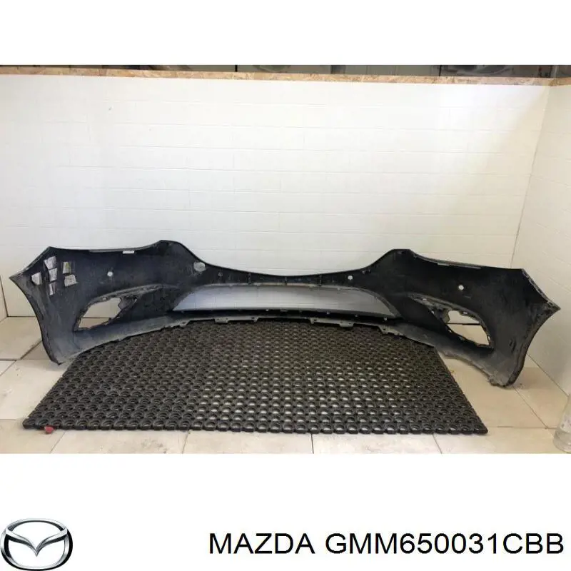 GMM650031CBB Mazda Pára-choque dianteiro