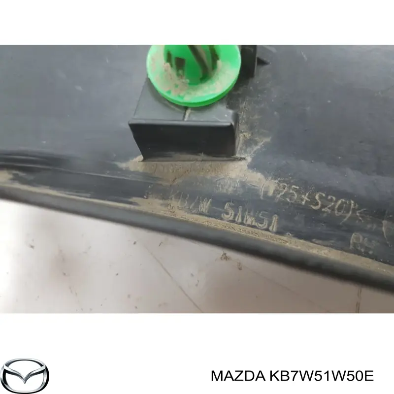PMZ01007MBR Signeda Expansor direito (placa sobreposta) de arco do pára-lama traseiro