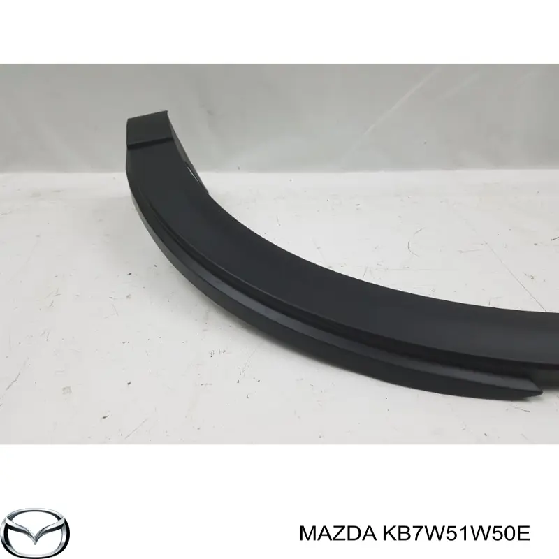 PMZ01007MBR Signeda Expansor direito (placa sobreposta) de arco do pára-lama traseiro