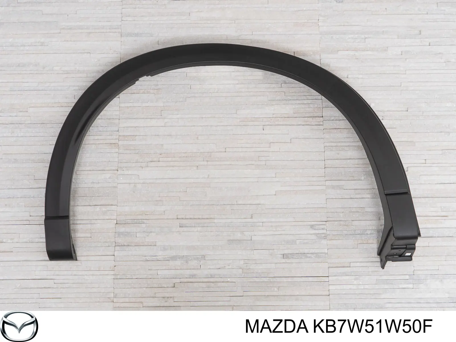 Expansor direito (placa sobreposta) de arco do pára-lama traseiro Mazda KB7W51W50F