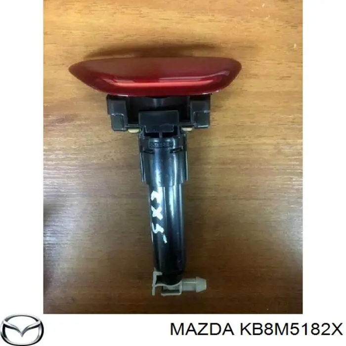 KB8M5182X Mazda Injetor de fluido para lavador da luz dianteira direita