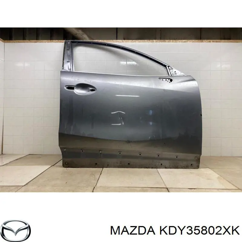 KDY35802XK Mazda Porta dianteira direita
