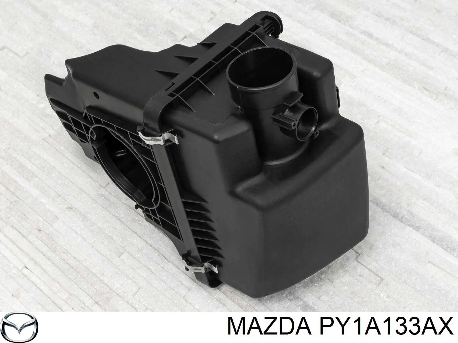 PY1A133AX Mazda Caixa de filtro de ar, parte superior