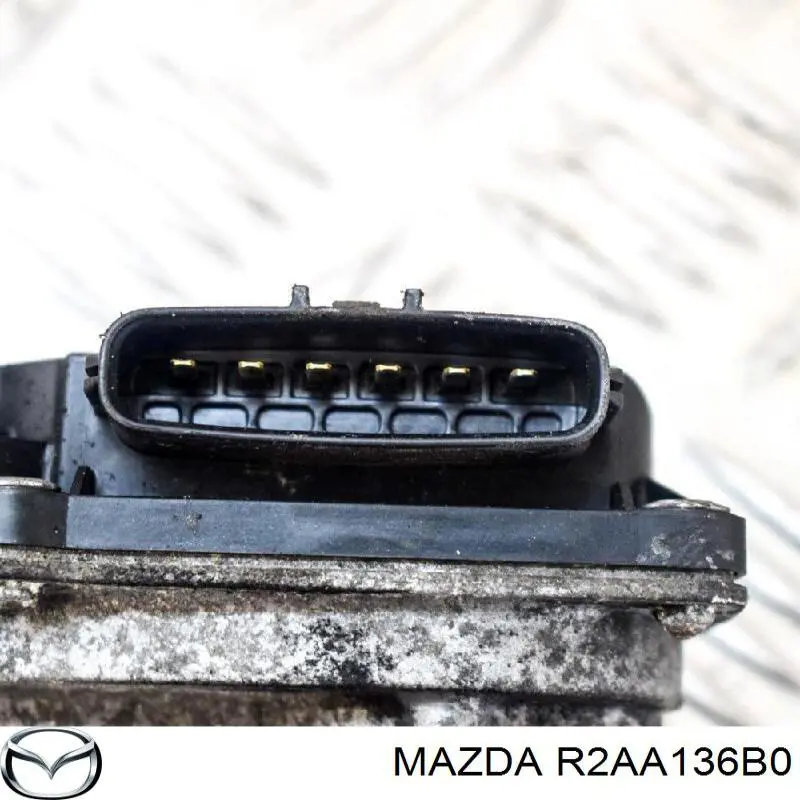 R2AA136B0 Mazda Válvula de borboleta montada