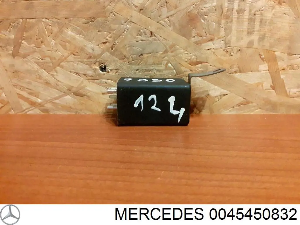 Compre 0045450832 Mercedes Módulo de ignição (comutador)