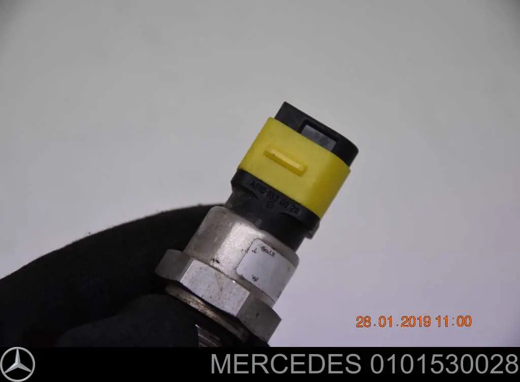  Mercedes A0101530028