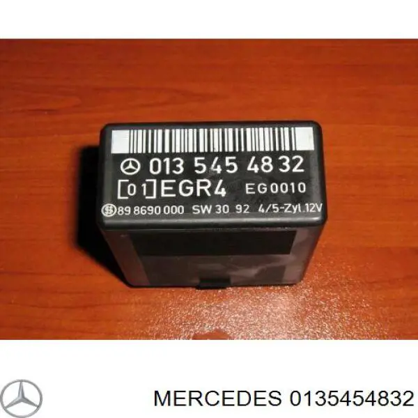 0135454832 Mercedes Unidade de controlo EGR