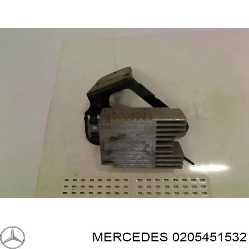 0205451532 Mercedes Regulador de revoluções de ventilador de esfriamento (unidade de controlo)