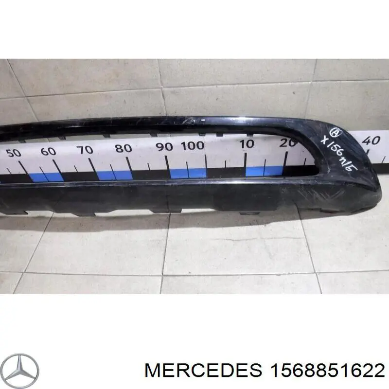 1568851622 Mercedes Placa sobreposta do pára-choque dianteiro