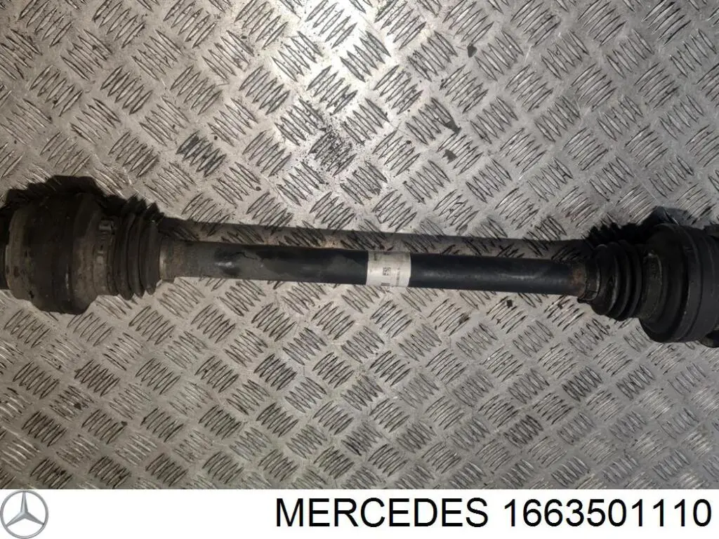 1663501110 Mercedes Semieixo traseiro