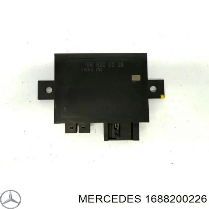 1688200226 Mercedes Lanterna traseira direita