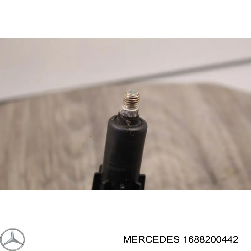 Compre 1688200442 Mercedes Motor de limpador pára-brisas de vidro traseiro