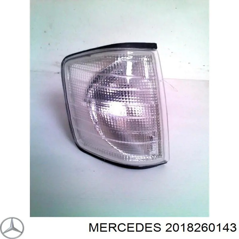 Compre 2018260143 Mercedes Pisca-pisca direito