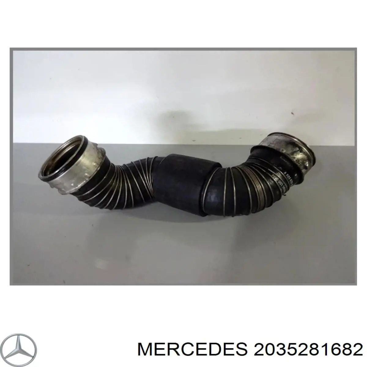 A2035281082 Mercedes Mangueira (cano derivado) de intercooler