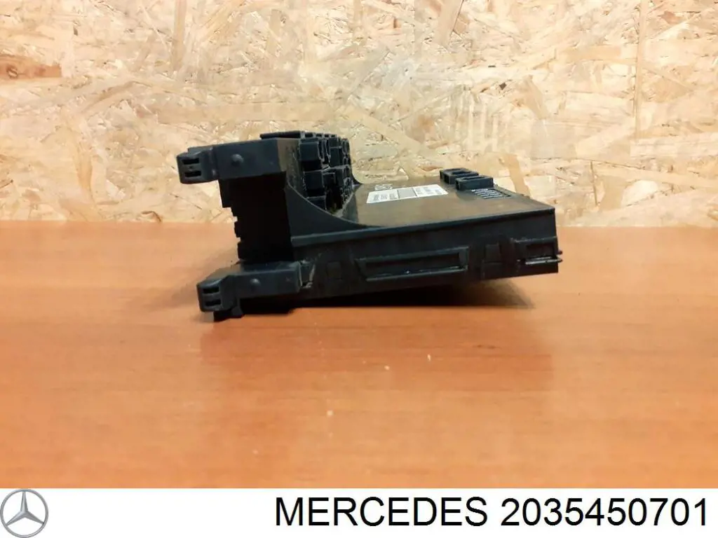 Unidade de dispositivos de segurança 2035450701 Mercedes