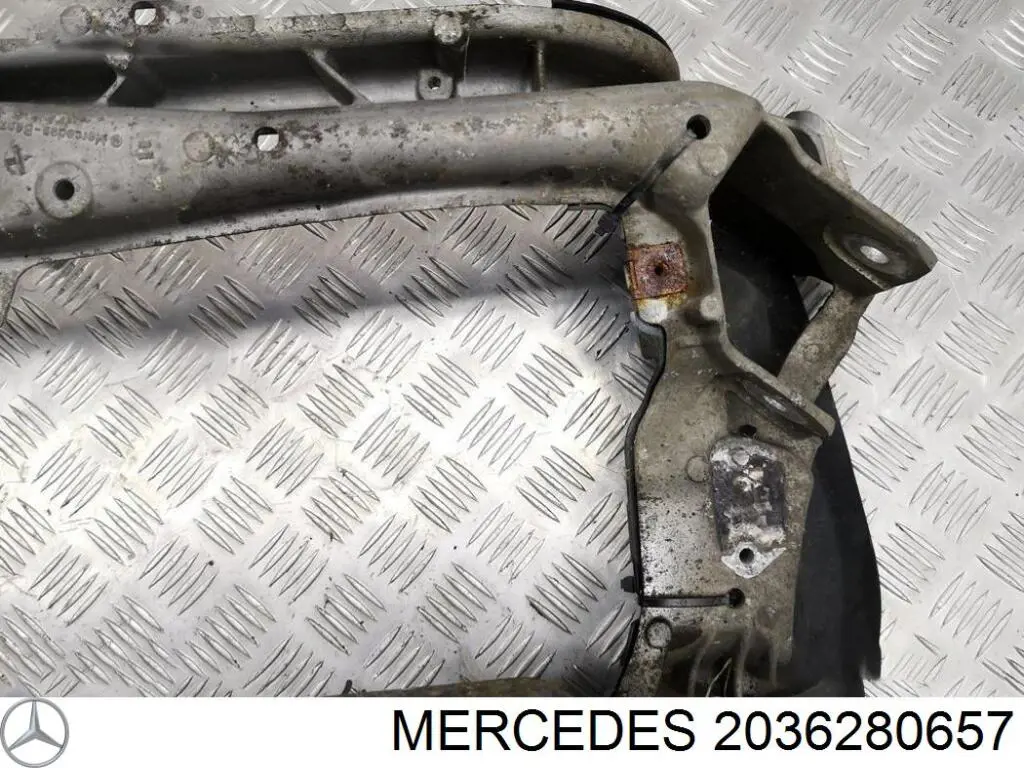 Viga de suspensão dianteira (plataforma veicular) Mercedes 2036280657 preço, a partir de 221,33 USD