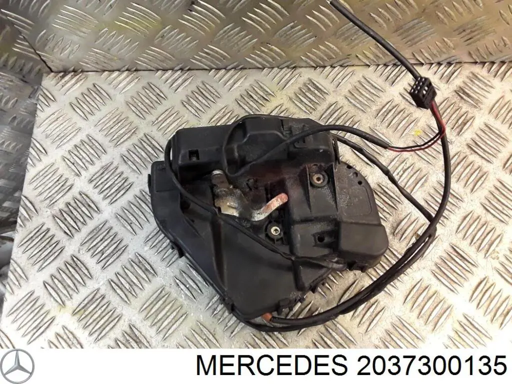 Fecho da porta traseira esquerda Mercedes 2037300135 preço, a partir de 74,91 USD