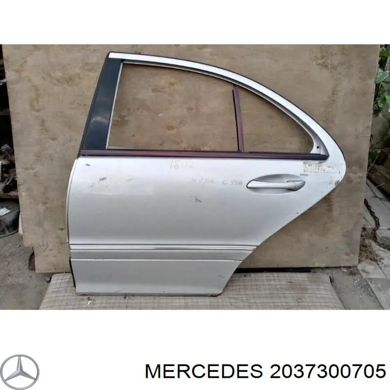 Compre A2037300105 Mercedes Porta traseira esquerda