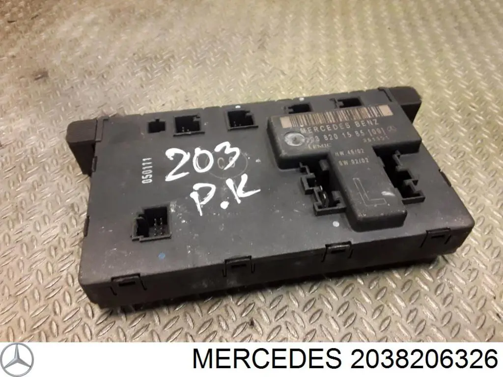 Módulo de conforto da porta dianteira Mercedes 2038206326