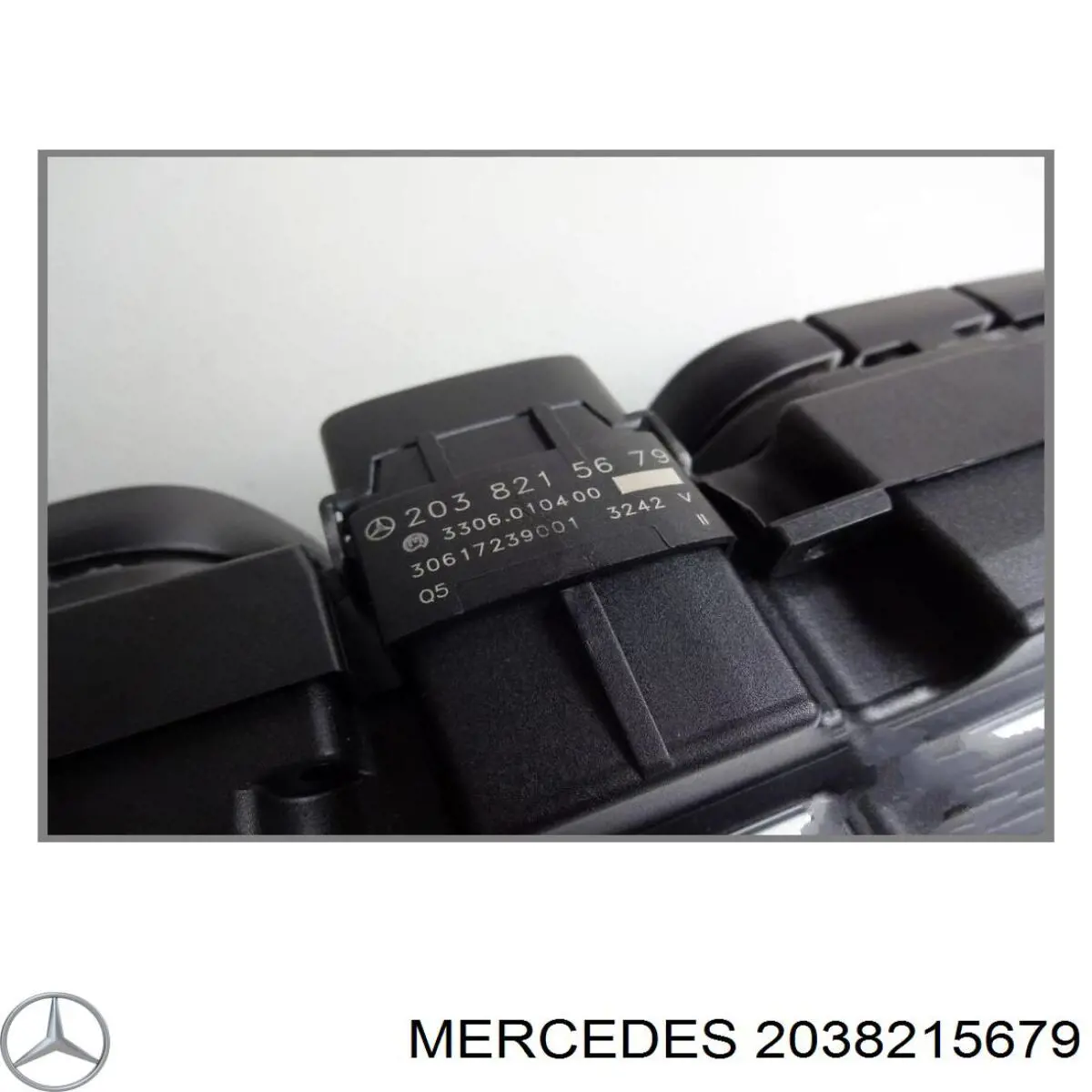 2038215679 Mercedes 