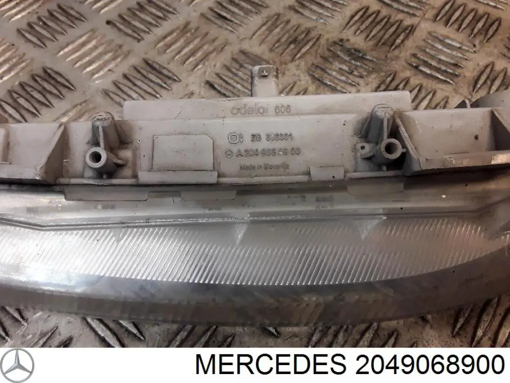 Compre 2049068900 Mercedes Luzes máximas esquerdas