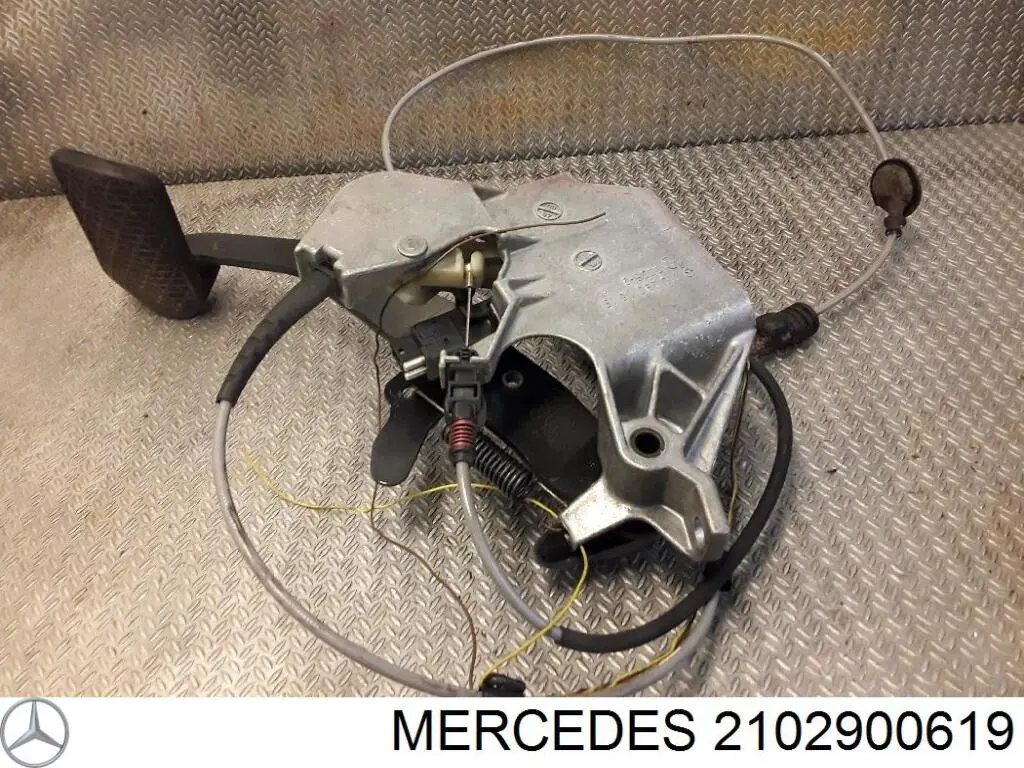 2102900619 Mercedes 
