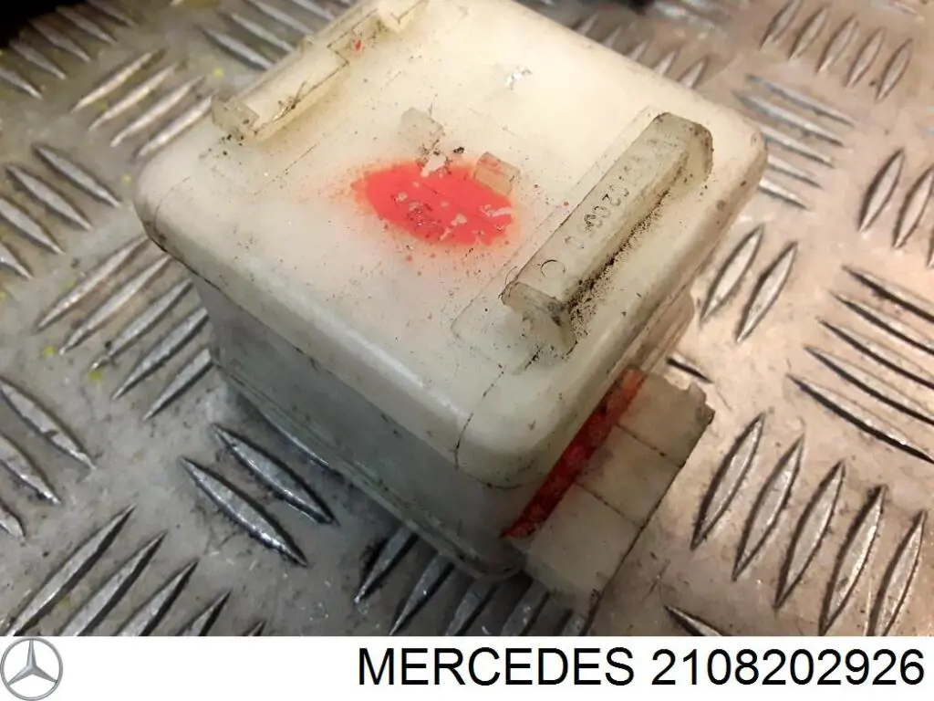 2108202926 Mercedes 