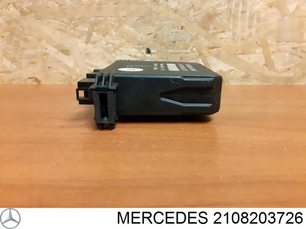2108203726 Mercedes Módulo de conforto da porta dianteira