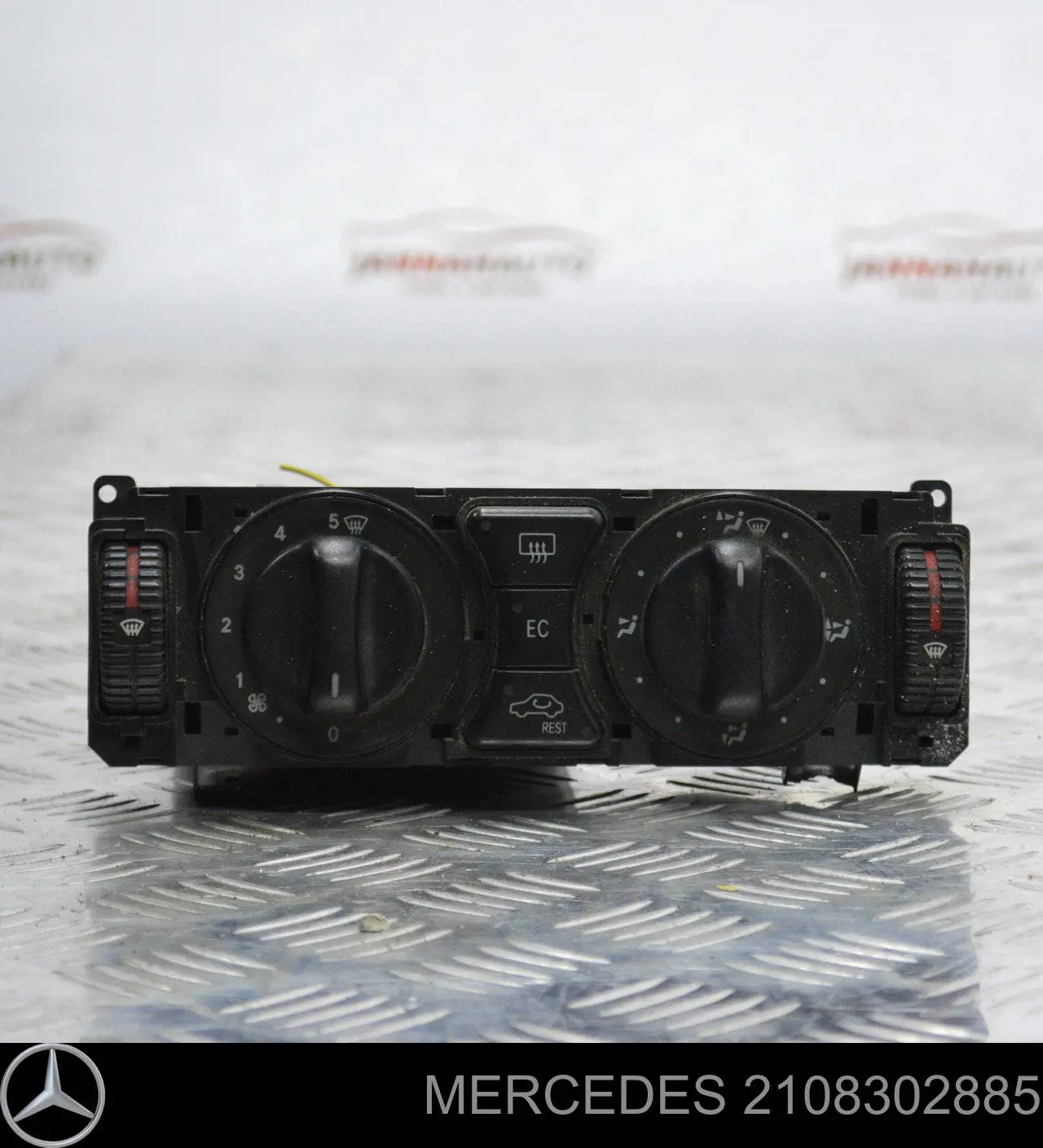 Compre 1708300685 Mercedes Unidade de controlo dos modos de aquecimento/condicionamento