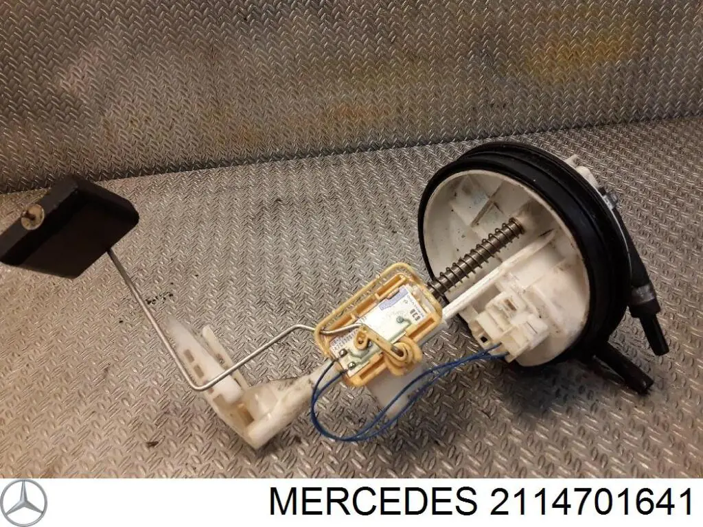 Sensor do nível de combustível no tanque Mercedes 2114701641 preço, a partir de 49,37 USD