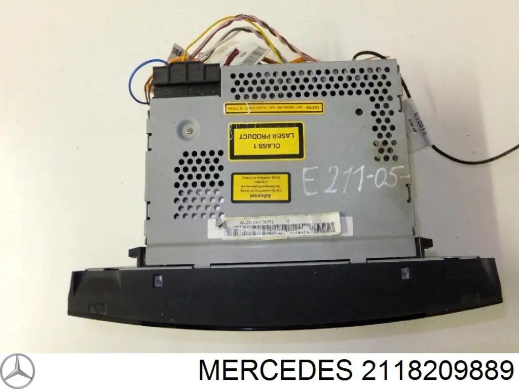 2118209889 Mercedes Aparelhagem de som (rádio AM/FM)