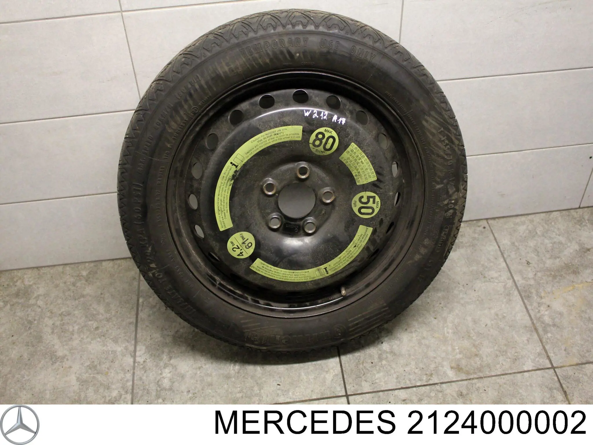 2124000002 Mercedes Roda de emergência