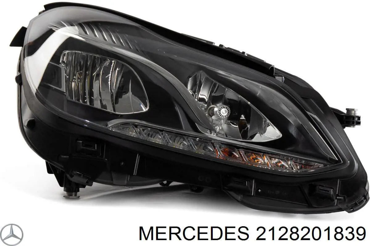 2128201839 Mercedes Luz direita