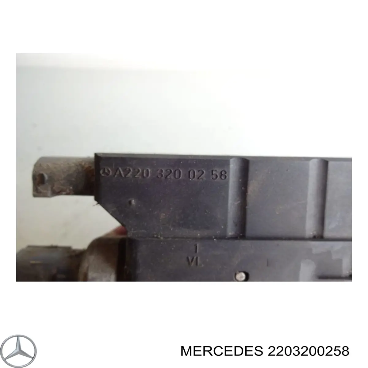 30698011 AND Unidade de válvulas de suspensão regulada