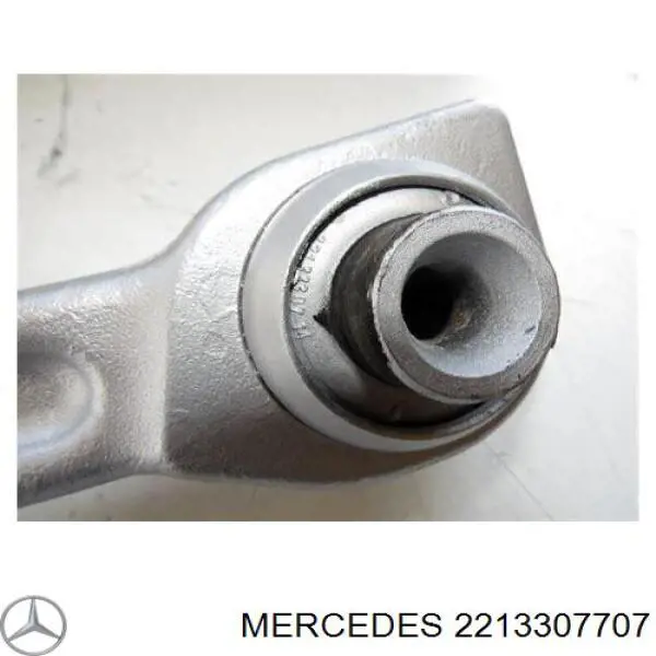 2213307707 Mercedes Braço oscilante inferior esquerdo de suspensão dianteira
