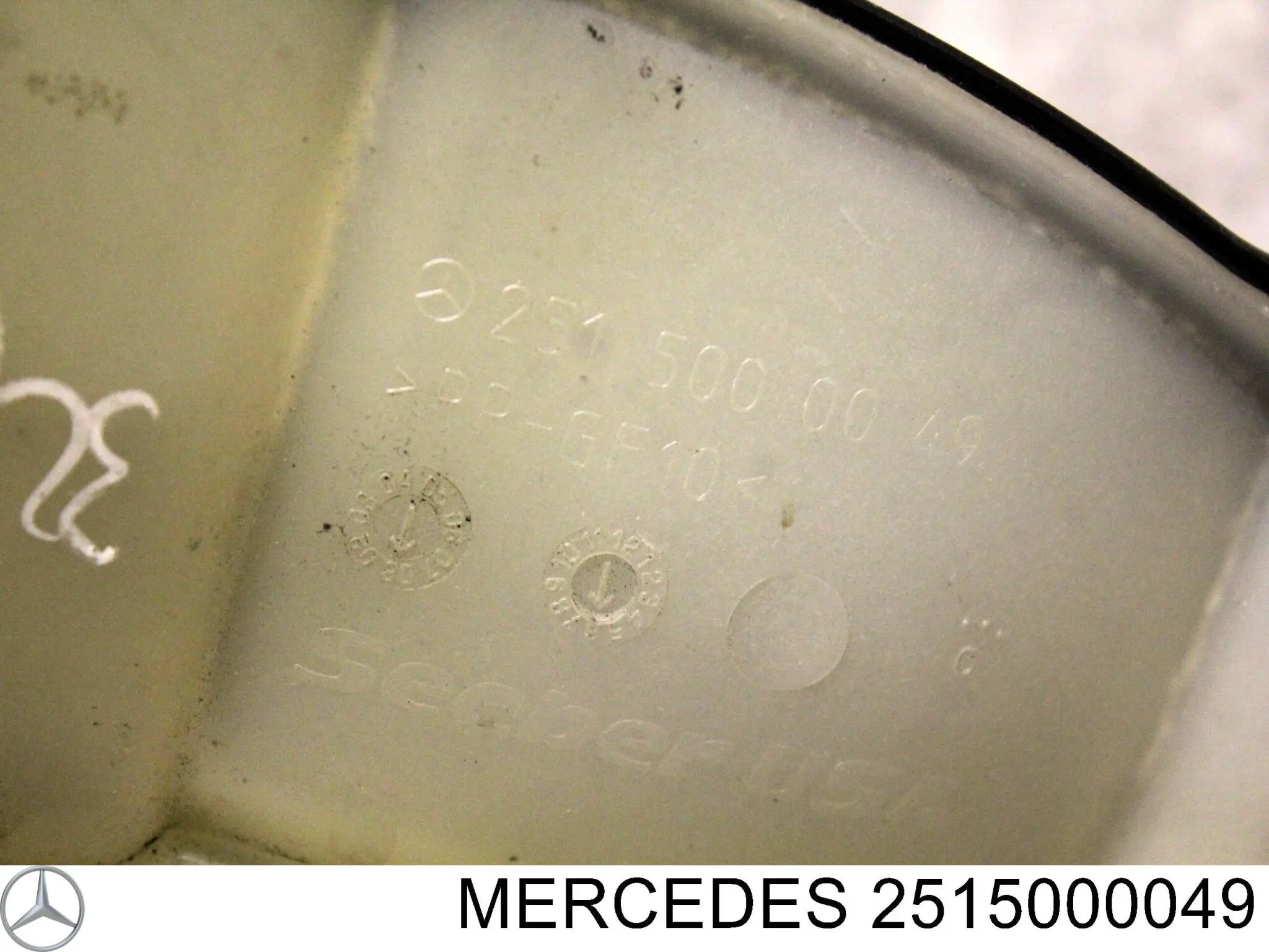 Tanque de expansão do sistema de esfriamento Mercedes 2515000049 preço, a partir de 80,16 USD