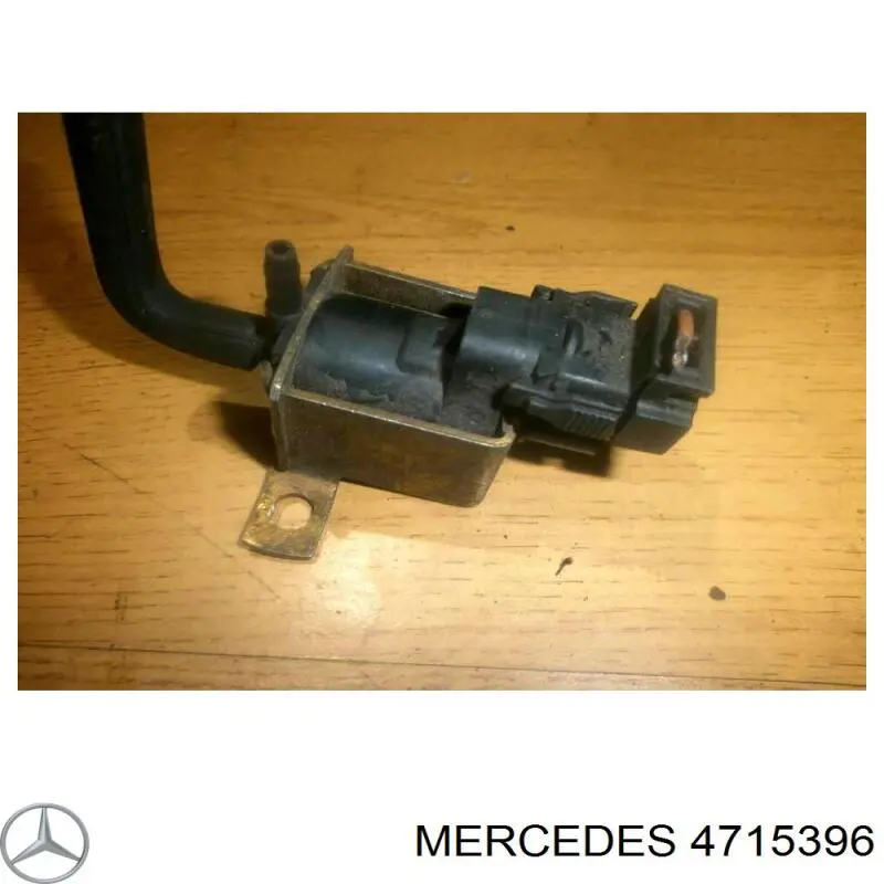  Mercedes 4715396