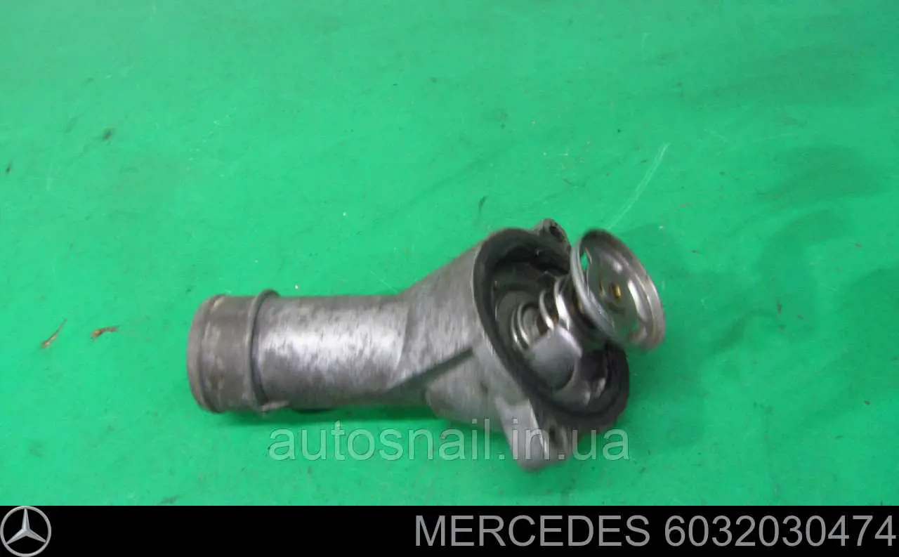 6032030474 Mercedes Caixa do termostato