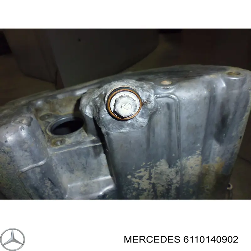 Panela de óleo de cárter do motor Mercedes 6110140902 preço, a partir de 175,85 USD
