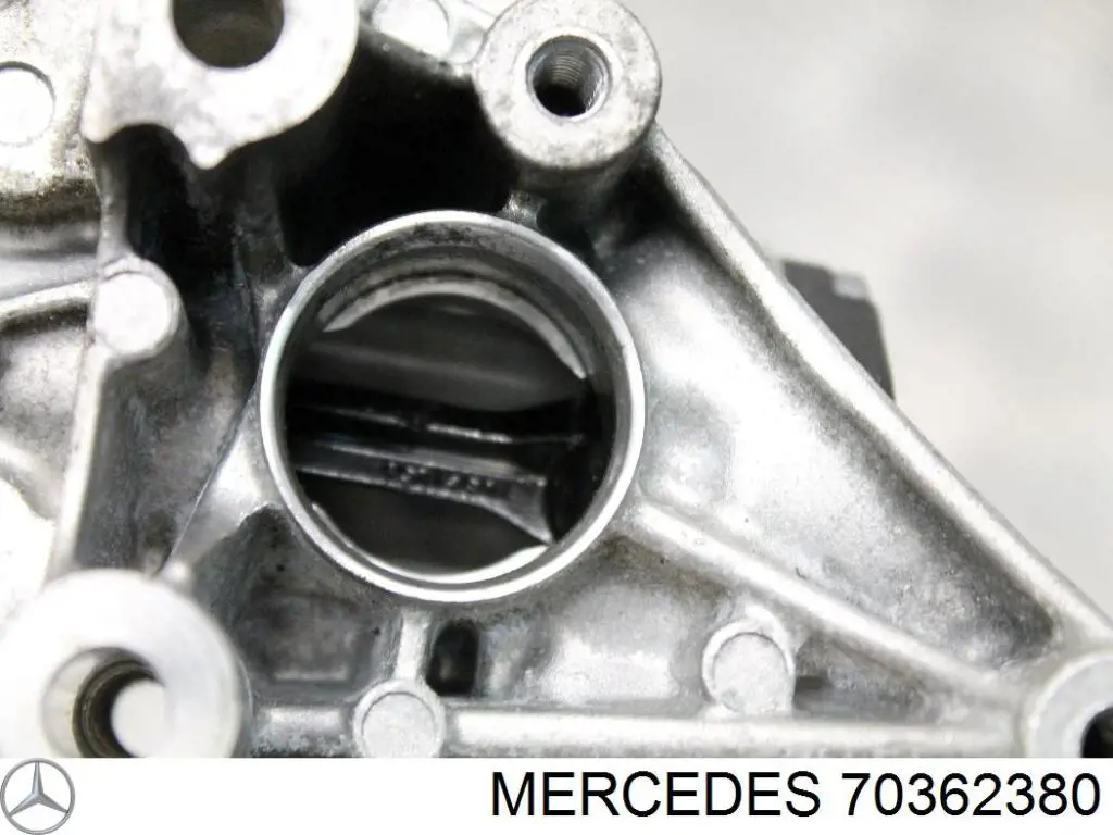  Mercedes 70362380