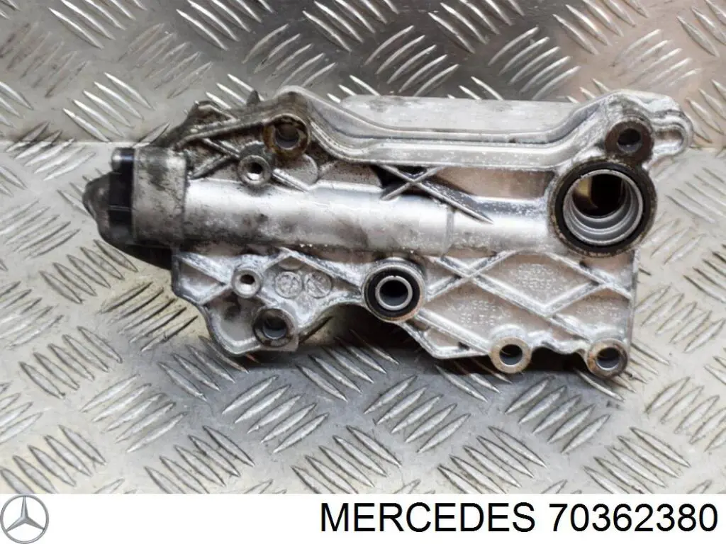 70362380 Mercedes 