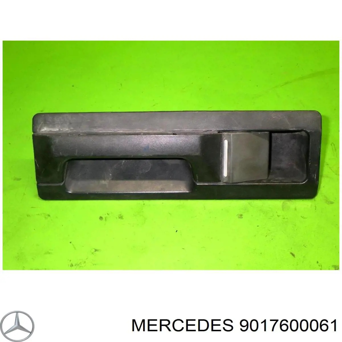 9017600061 Mercedes Maçaneta direita interna da porta traseira (batente)