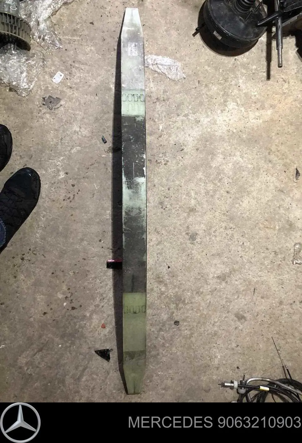 Suspensão de lâminas dianteira Mercedes 9063210903 preço, a partir de 151,79 USD