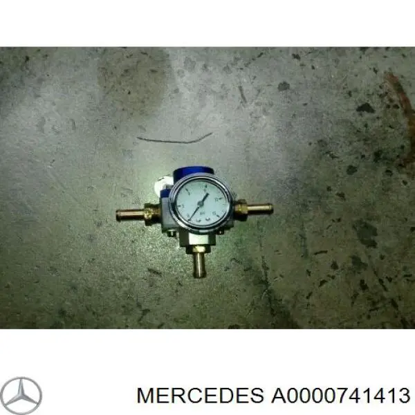 Distribuidor de combustível (rampa) Mercedes A0000741413 preço, a partir de 208,30 USD