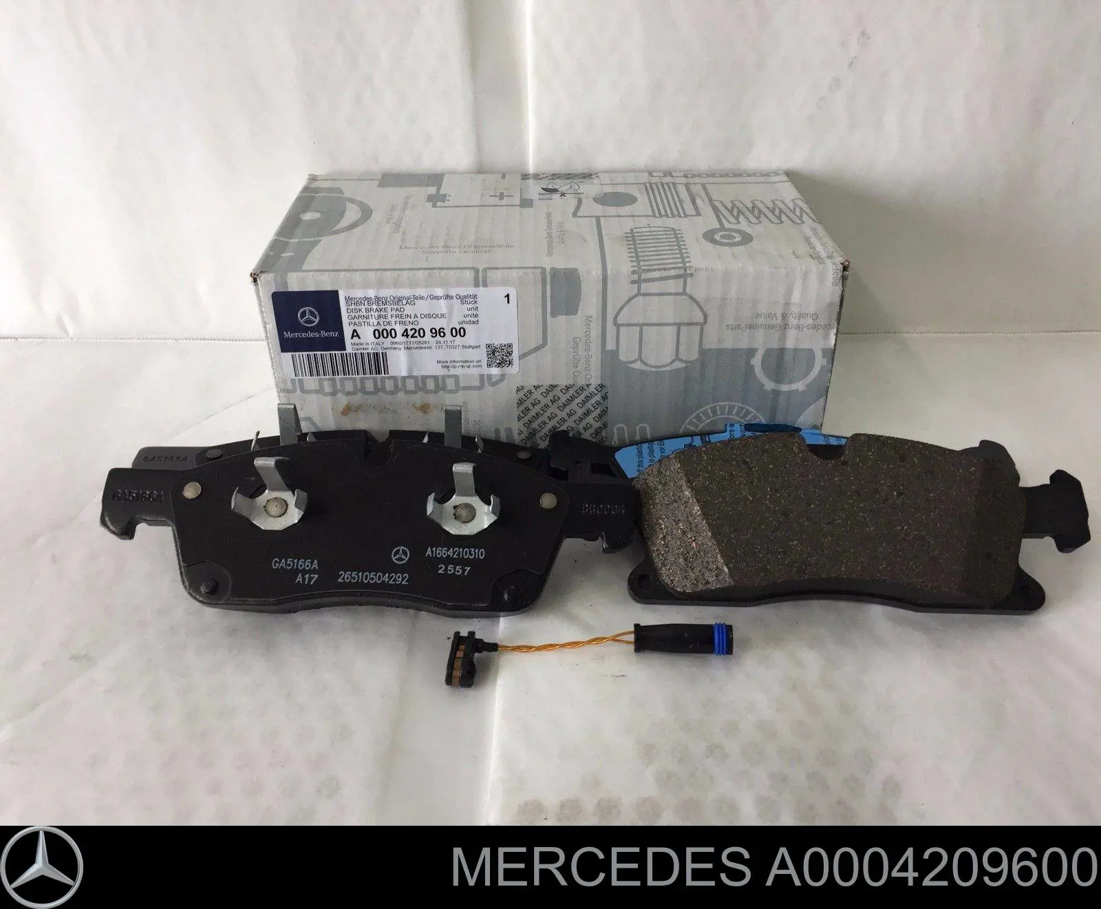 A0004209600 Mercedes Sapatas do freio dianteiras de disco