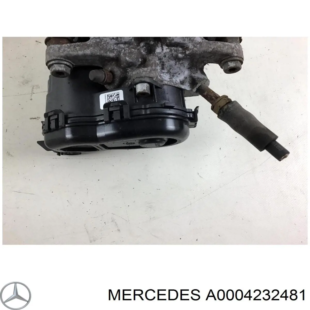 Suporte do freio traseiro direito Mercedes A0004232481 preço, a partir de 143,70 USD