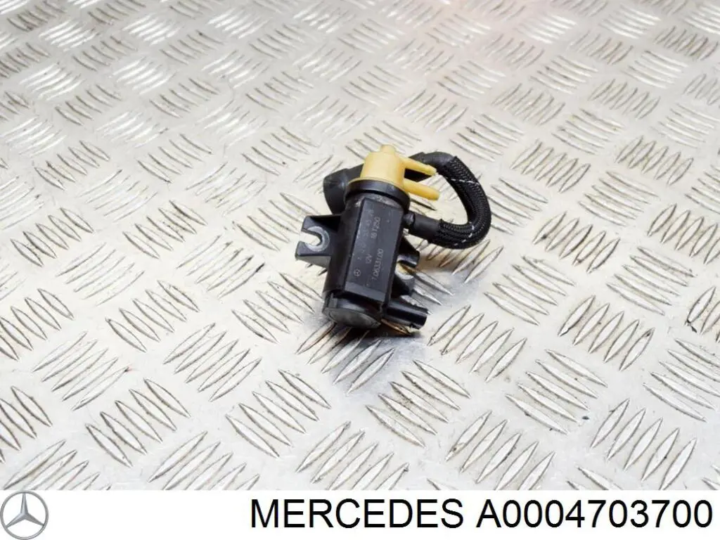  Mercedes A0004703700
