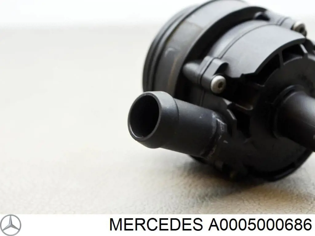 Bomba de água (bomba) de esfriamento Mercedes A0005000686 preço, a partir de 64,77 USD