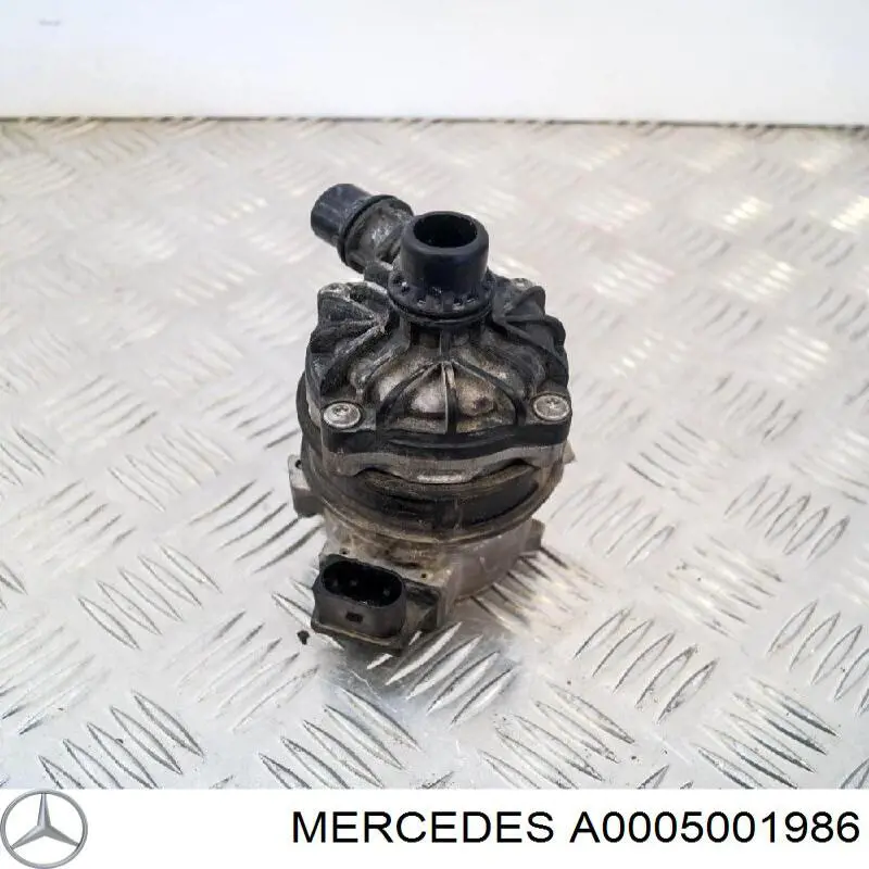 Bomba de água (bomba) de esfriamento, adicional elétrica Mercedes A0005001986 preço, a partir de 333,50 EUR