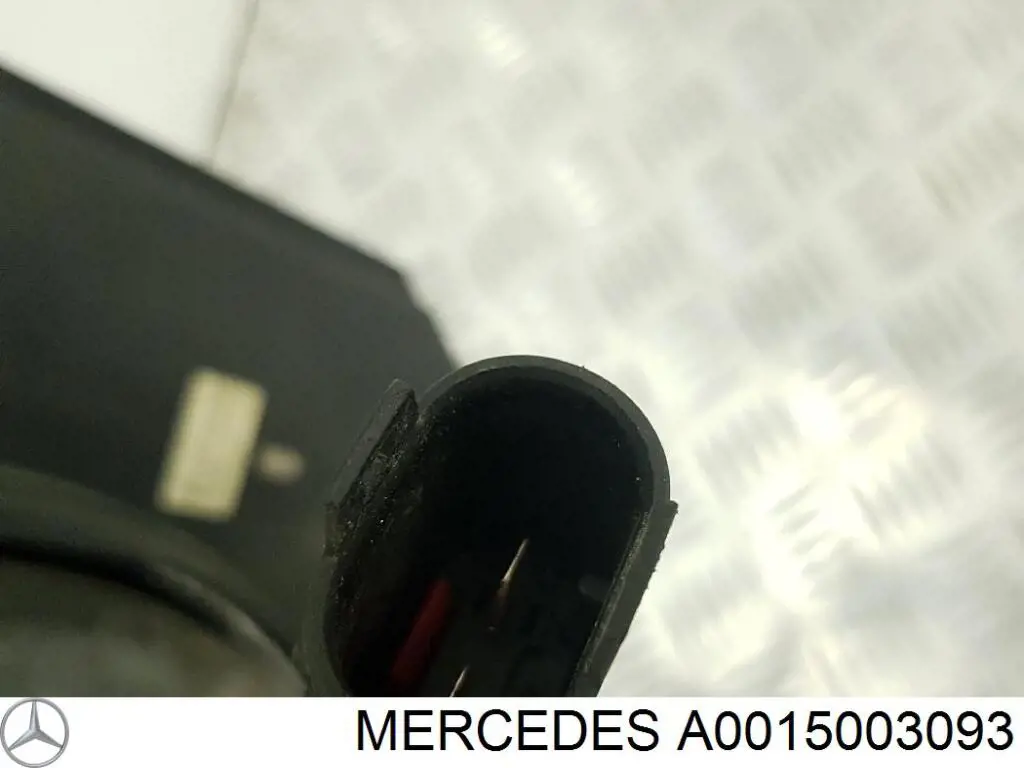 Compre A0015003093 Mercedes Difusor do radiador de esfriamento, montado com motor e roda de aletas